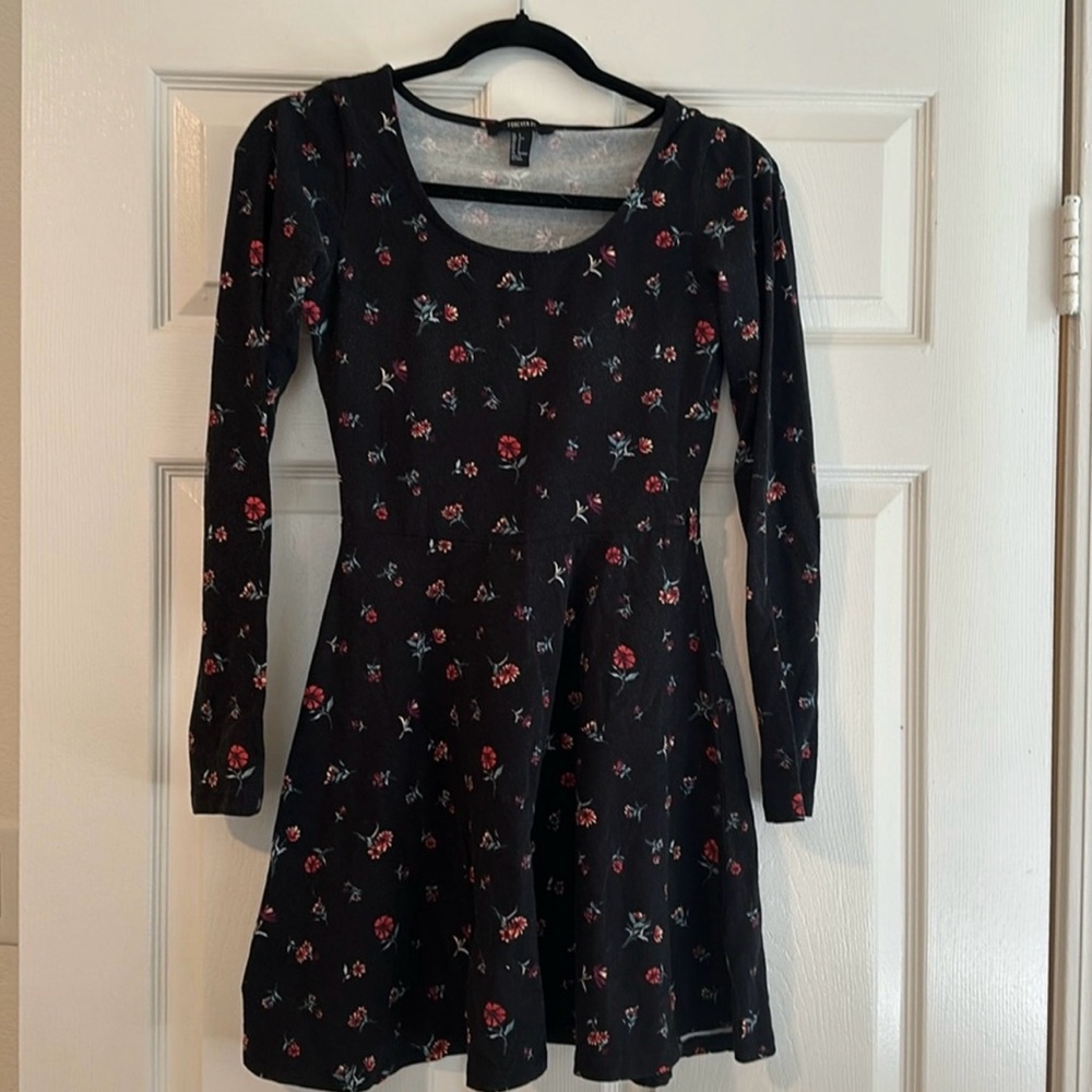 Forever 21 Black Floral Dress